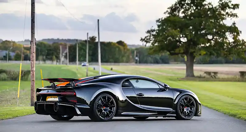 Bugatti Chiron Super Sport 300+